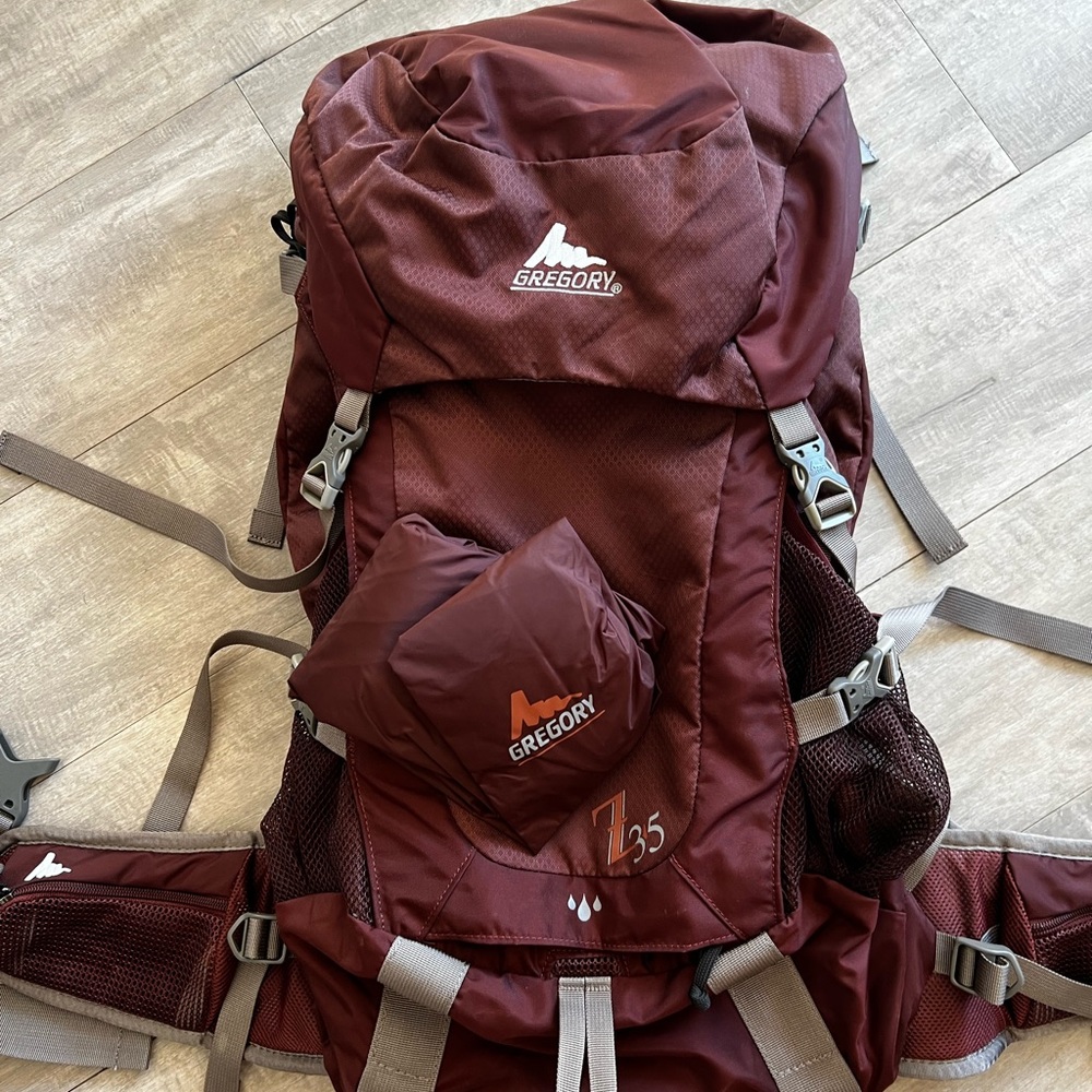 Gregory Z35 hiking backpack in size M